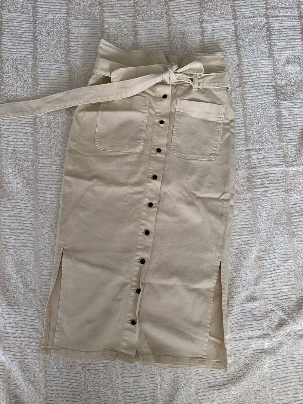 VENUS Cream Button-Front Midi Skirt with Tie Waist